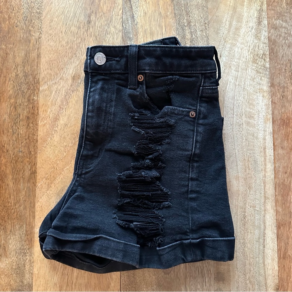 AE stretch Mom shorts